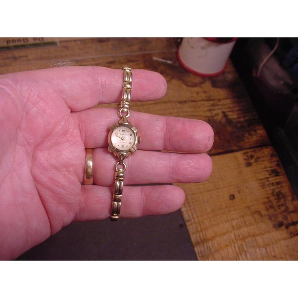 GRANT Vintage Ladies 17-Jewel Watch (Needs Service) - Picture 6 of 7